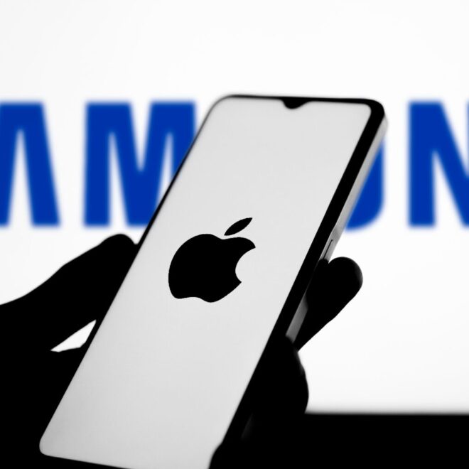 iPhone 17 pcha Apple na szczyt światowej sprzedaży. Samsung traci prowadzenie
