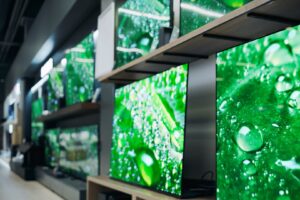 Najlepsze telewizory 55 cali do 2000 zł. Ranking grudzień 2025