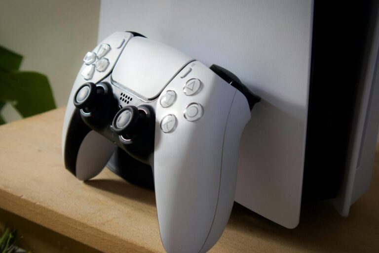 Droższa pamięć RAM może opóźnić nowe konsole Xbox i PlayStation