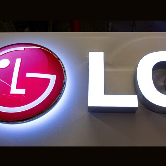 RGB LED atakuje, ale OLED przyspiesza. LG Display podnosi jasność i wprowadza tańsze panele