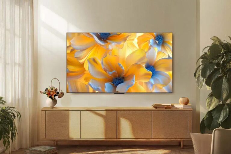 65-calowy telewizor QD-Mini LED za 3199 zł! Ma 242 stref przyciemniania i 144Hz