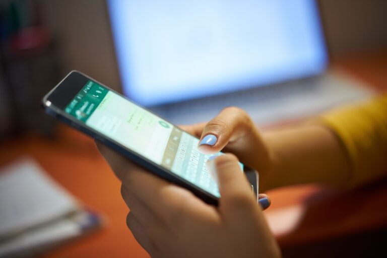 Jak odzyskać wiadomości z WhatsApp? Oto proste kroki