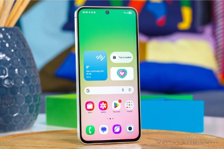 Samsung Galaxy A57 dostanie elastyczny ekran OLED. Średniak ma wyglądać jak flagowiec