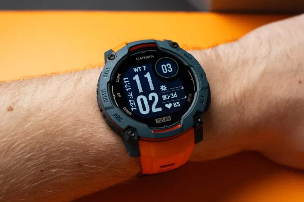 Garmin Instinct 3 50 mm Solar Twilight z paskiem w kolorze Solstice