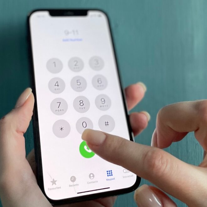 Jak zablokować numer telefonu? Poradnik na Android oraz iPhone