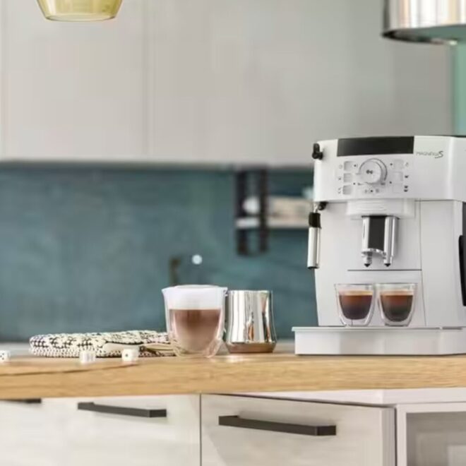 Delonghi wyprzedaje swój bezawaryjny ekspres do kawy za 1099 zł