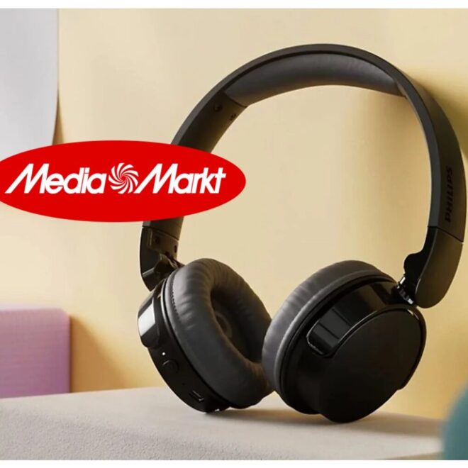 Słuchawki nauszne Philips za 68 zł w Media Markt. To hit w tym segmencie
